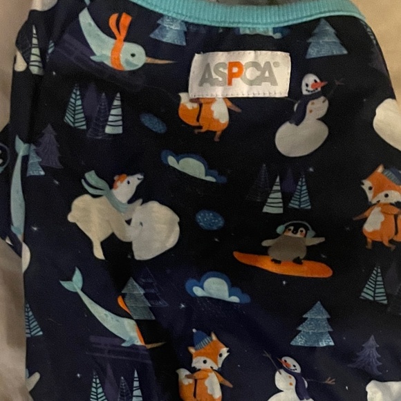 Brand New ASPCA Winter Print Dog Pyjamas - Picture 5 of 13